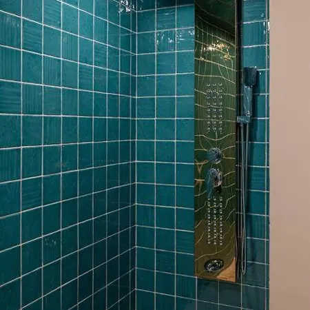 Branded New Loft Riviera Style - 8 Guests -